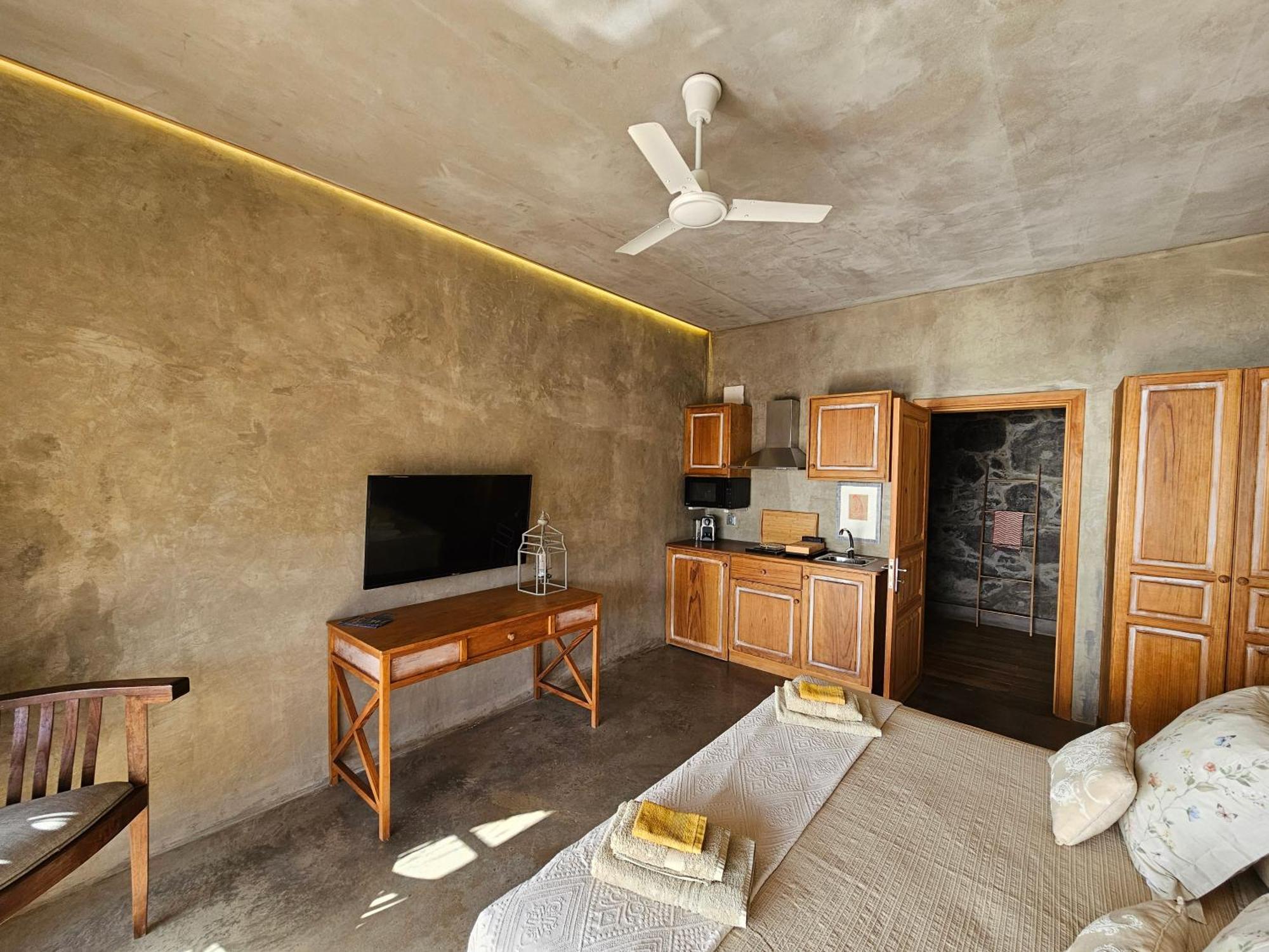 Les Terrasses Suites Calheta  Dış mekan fotoğraf